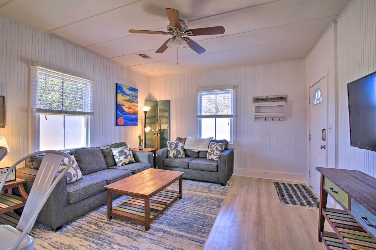 Texas Home With Backyard Oasis, Walk To Main St Fredericksburg Eksteriør billede