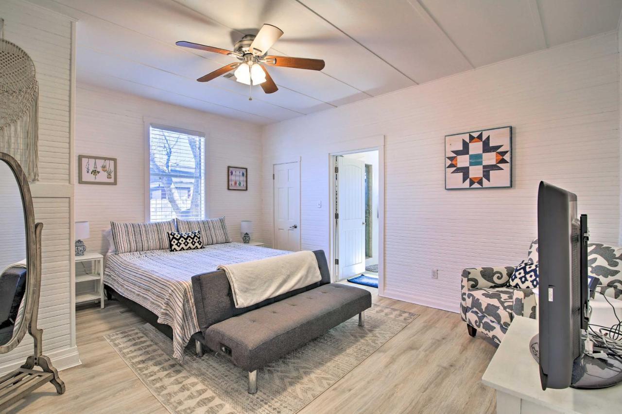Texas Home With Backyard Oasis, Walk To Main St Fredericksburg Eksteriør billede